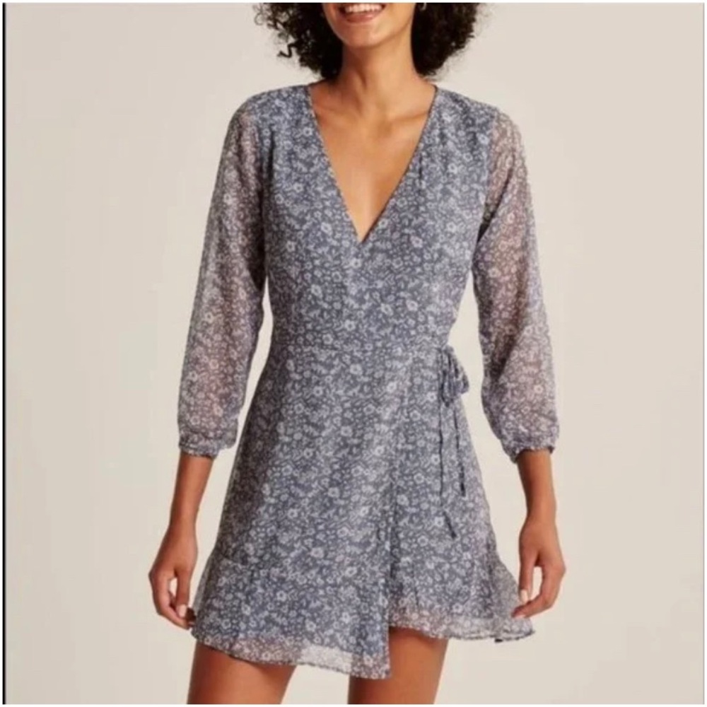 Abercrombie & Fitch Chiffon Wrap Floral Mini Dress nwt
